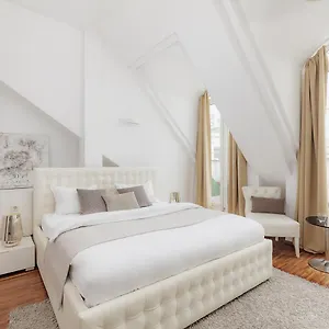 Visionapartments Marc-aurel-strasse - Contactless Check-in Apartamento