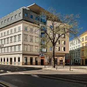 Triest Hotel